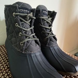 Sperry Top Sider ankle length rainboots